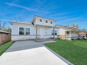 7160 Rook Boulevard, Houston TX 77087