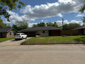 8733 Lugary Drive, Houston TX 77074