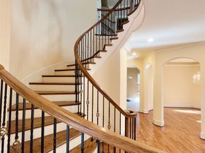 5455 Hidalgo Street, Houston TX 77056