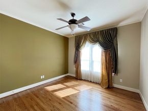 5455 Hidalgo Street, Houston TX 77056