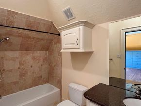 5455 Hidalgo Street, Houston TX 77056
