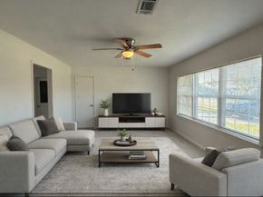 1426 Shawnee Street, Houston TX 77034