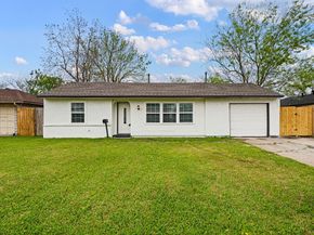 1426 Shawnee Street, Houston TX 77034