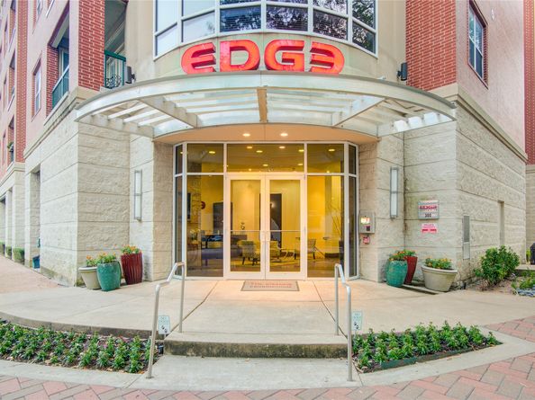300 St Joseph Parkway 101, Houston TX 77002
