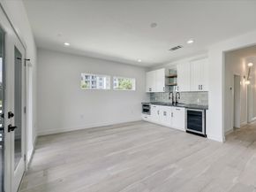 6209 Westcott Street, Houston TX 77007
