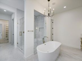 6209 Westcott Street, Houston TX 77007