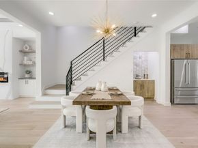 6209 Westcott Street, Houston TX 77007