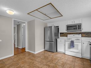 9207 Barr Circle, Houston TX 77080