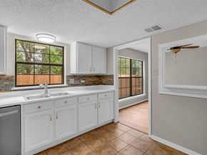 9207 Barr Circle, Houston TX 77080