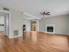 9207 Barr Circle, Houston TX 77080