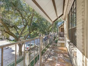 2700 Revere St 142, Houston TX 77098