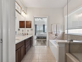 18 Sagamore Ridge Place, Spring TX 77389