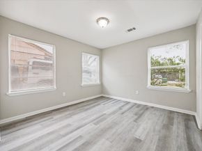 5835 Kenilwood Drive, Houston TX 77033