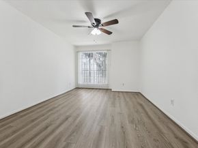 6606 De Moss Drive 804, Houston TX 77074