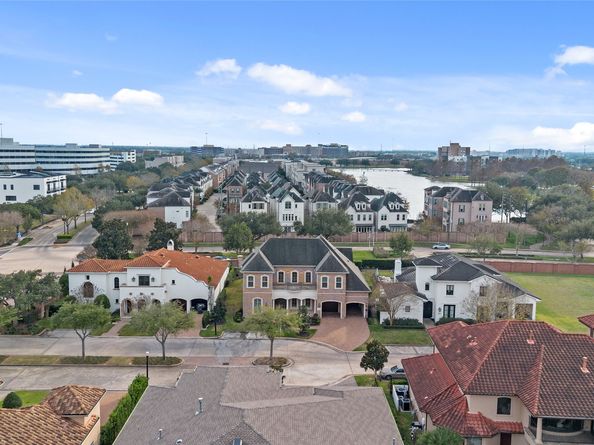 15611 Oyster Cove Drive, Sugar Land TX 77478