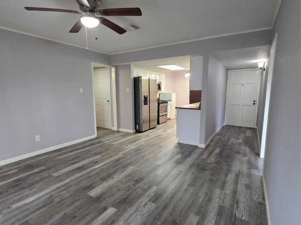 9611 Jaywood Drive, Houston TX 77040