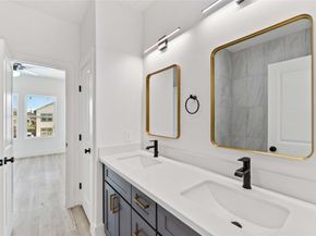 5605 Tommye Street A B, Houston TX 77028