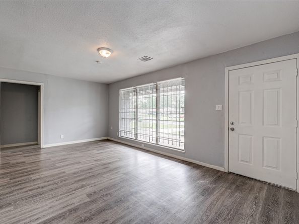 7658 Belbay Street, Houston TX 77033