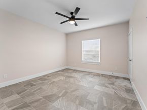 1908 Dismuke Street A, Houston TX 77023