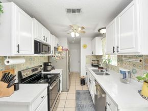 6903 La Violetta Drive, Houston TX 77083