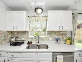 6903 La Violetta Drive, Houston TX 77083
