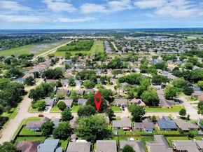 6903 La Violetta Drive, Houston TX 77083
