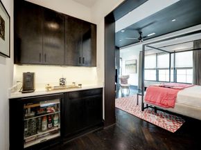 2521 Westgate Drive, Houston TX 77019