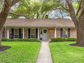 10714 Piping Rock Lane, Houston TX 77042