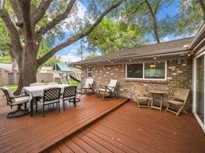 10714 Piping Rock Lane, Houston TX 77042