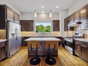 864 Wakefield Drive E, Houston TX 77018