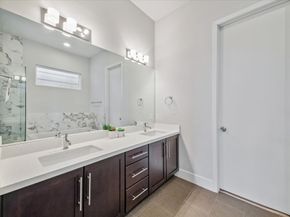 864 Wakefield Drive E, Houston TX 77018