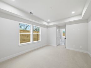 328 Janisch D, Houston TX 77018