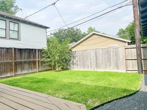 4006 Oak Ridge Street, Houston TX 77009