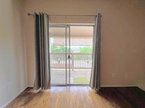 4041 Drake Street 118, Houston TX 77005
