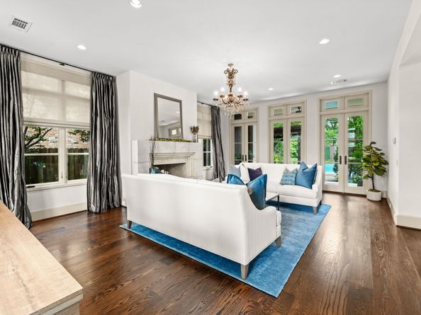 1116 Danbury Road, Houston TX 77055