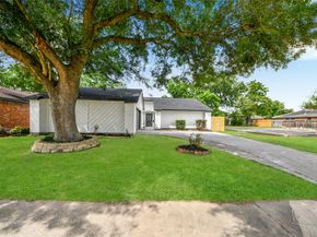 13122 Benford Drive, Houston TX 77099