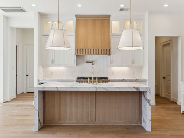 1248 Chamboard Lane, Houston TX 77018