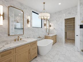 1248 Chamboard Lane, Houston TX 77018