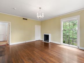 1604 Kirby Drive, Houston TX 77019