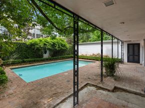 1604 Kirby Drive, Houston TX 77019