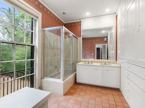 1604 Kirby Drive, Houston TX 77019