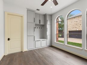935 Poydras Street, Sugar Land TX 77498