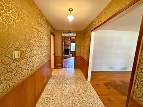 10911 Ashcroft Drive, Houston TX 77096