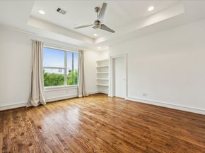 524 Sandman Street, Houston TX 77007