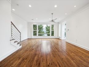 524 Sandman Street, Houston TX 77007