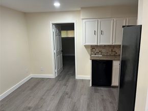 8730 Cowart Street, Houston TX 77029