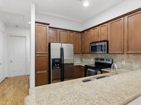 1303 Sherwood Point Lane, Houston TX 77043