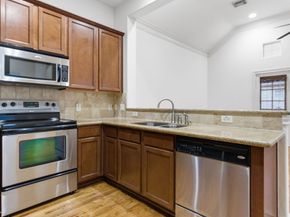 1303 Sherwood Point Lane, Houston TX 77043