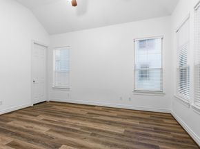 1303 Sherwood Point Lane, Houston TX 77043