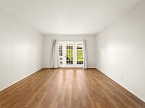 2238 S Piney Point Road 102, Houston TX 77063